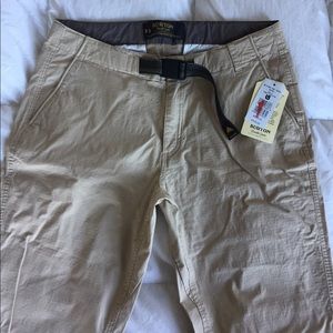 Burton safari pant NWT